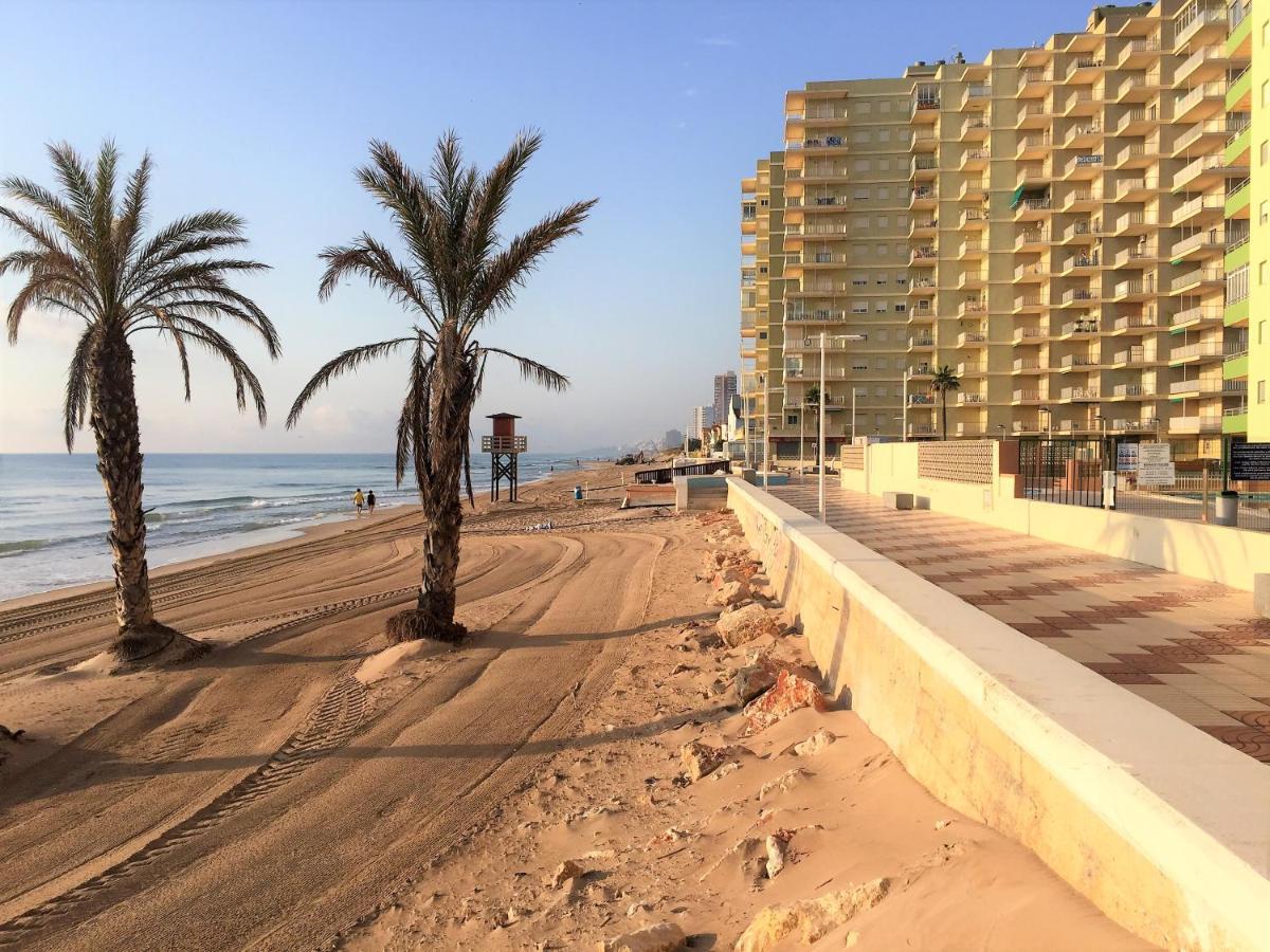 Beachfront And Bright Apartment Mareny Barraquetas Kültér fotó