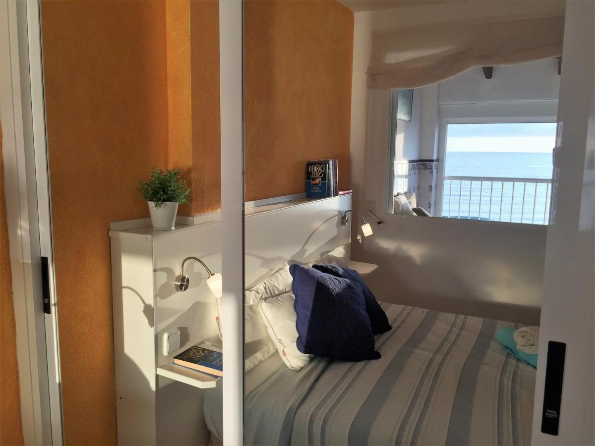 Beachfront And Bright Apartment Mareny Barraquetas Kültér fotó